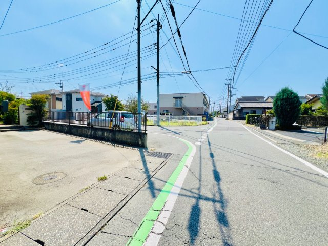 前橋市北代田町の前面道路含む現地写真|閑静な住宅地！！