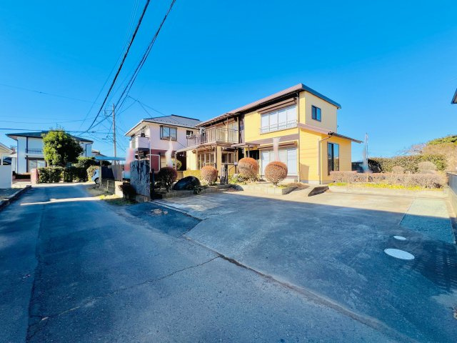 前橋市北代田町の前面道路含む現地写真|車の通りも少なく駐車も楽々♪