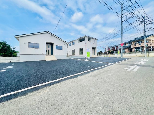 前橋市富士見町時沢の前面道路含む現地写真|車の通りも少なく駐車も楽々♪