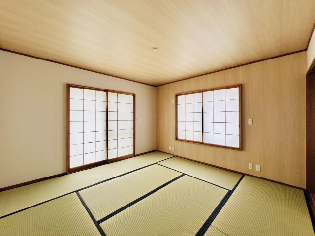 前橋市広瀬町の和室|玄関入ってすぐの和室は、来客時にも対応できます♪