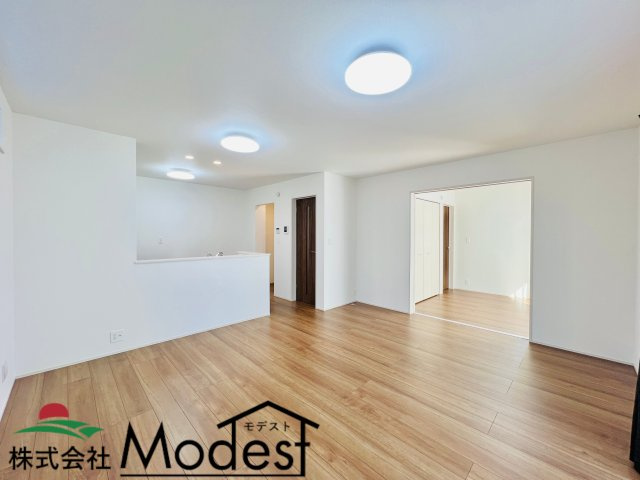 前橋市朝日町の居間・リビング|居心地の良いリビングは、ご家族も自然と集まる空間♪