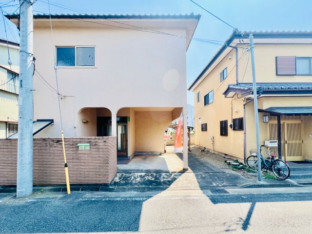 前橋市朝日町四丁目の外観|駐車スペース2台可◎