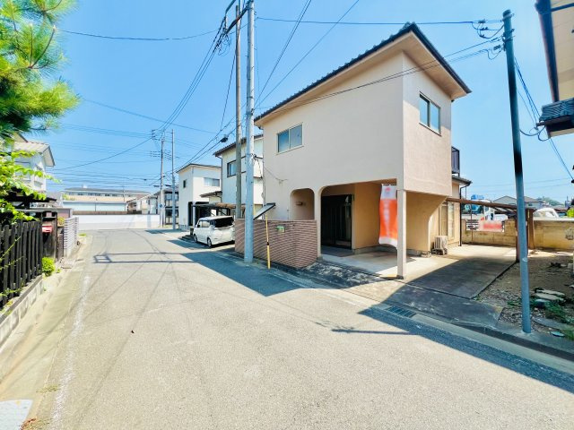 前橋市朝日町四丁目の前面道路含む現地写真|閑静な住宅街◎