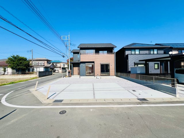 前橋市江田町の前面道路含む現地写真|駐車もしやすい角地◎