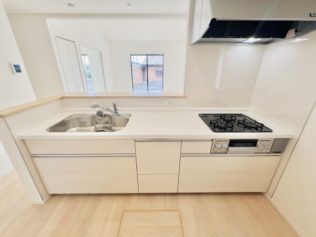 前橋市河原浜町のキッチン|ご家族との会話も弾む対面キッチン♪