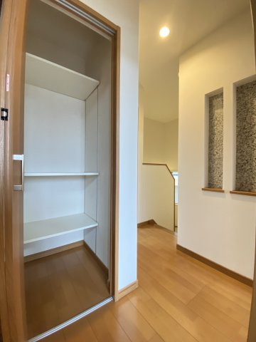 【収納】 | 南区土河原町 | ☆2階廊下の収納・便利に使えます！☆