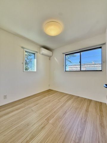 中央区楊子町の洋室|約4.7帖の洋室です。