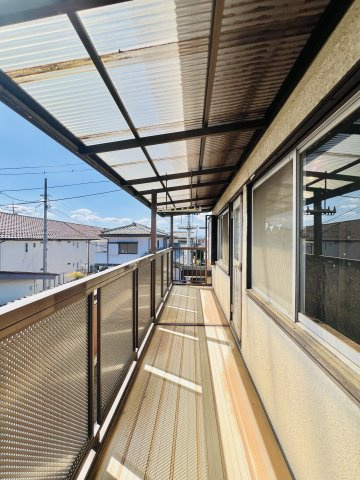 前橋市青柳町のバルコニー|お洗濯にも便利なバルコニー付き