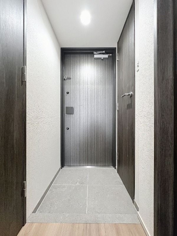 プレール・ドゥーク亀戸Ⅵの玄関