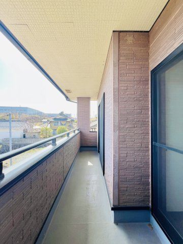 太田市緑町のバルコニー|横長のバルコニー♪