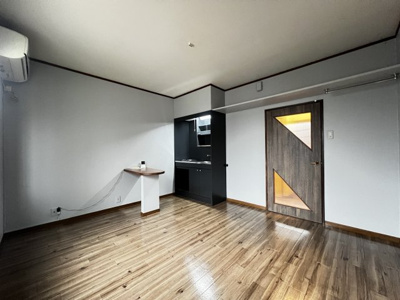 【居間・リビング】 | シティルーム明治町 | 即日案内可能です♪現地待ち合わせOK！どの物件でも当社でお得にご案内できますのでまとめて内覧ください♪