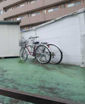 フレンド清水のその他共用部分|自転車置き場です
