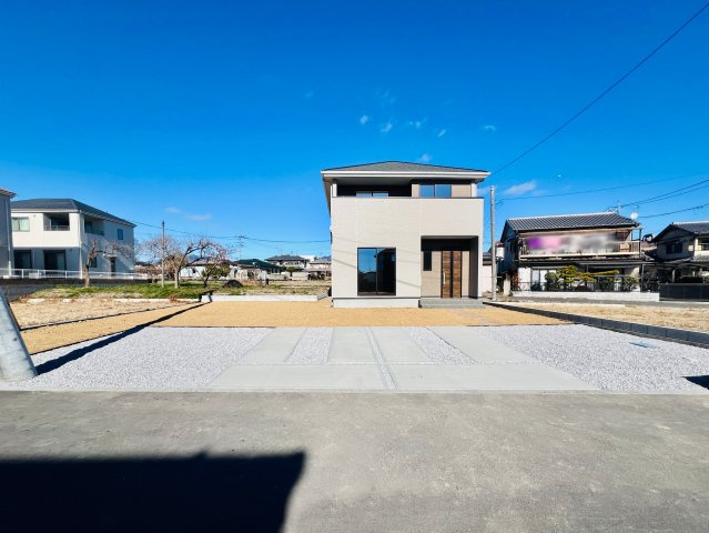 渋川市石原の前面道路含む現地写真|閑静な住宅地◎
