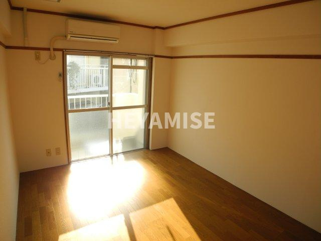 ベルメゾンの内装|※反転間取りのお部屋の画像です※現況を優先します