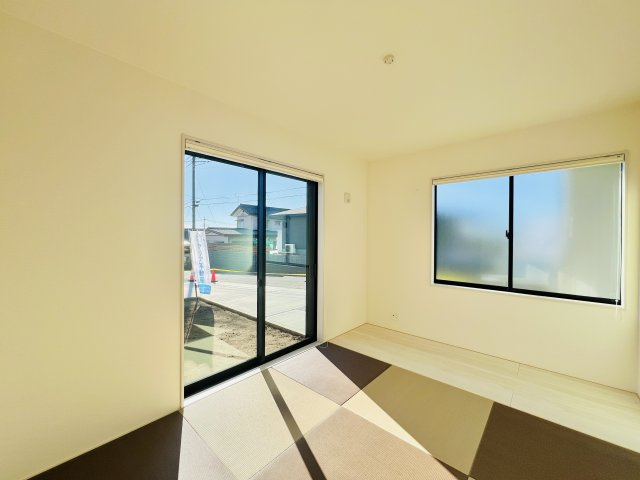 前橋堀越の和室|リビングに隣接する和室は、キッズスペースや家事スペースとしても♪