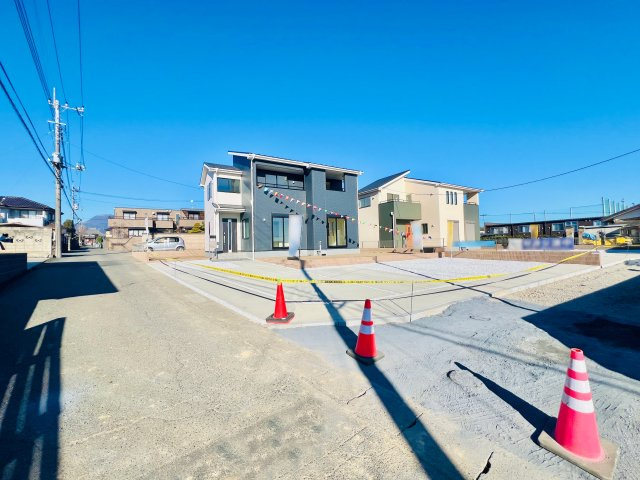 前橋堀越の前面道路含む現地写真|車の通りも少なく駐車も楽々♪