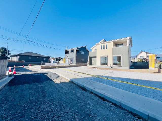 前橋堀越の前面道路含む現地写真|車の通りも少なく駐車も楽々♪