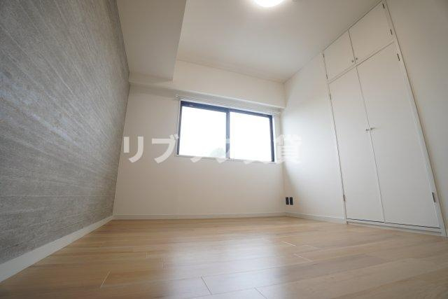 総建みどりハイムの洋室