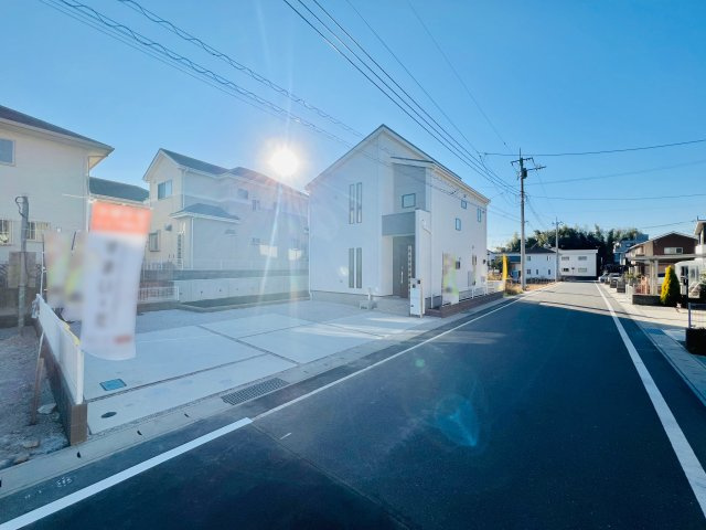 高崎上小鳥町の前面道路含む現地写真|閑静な住宅地で駐車も楽々♪