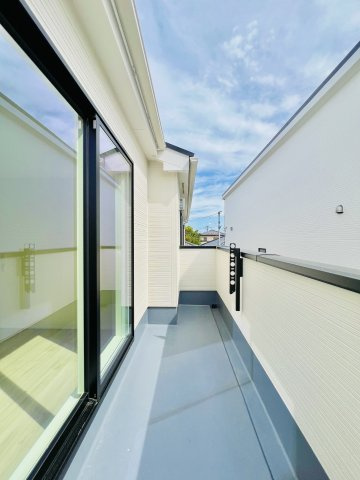 高崎倉賀野町のバルコニー|日当たりも良好なルーフバルコニー◎