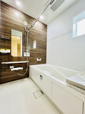 高崎倉賀野町の浴室|高級感溢れるユニットバスで１日の疲れも癒されます♪