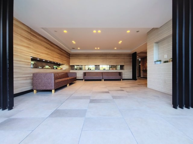 イニシアブラン住之江公園のエントランス