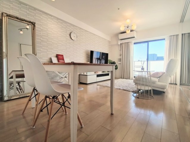 イニシアブラン住之江公園の居間・リビング