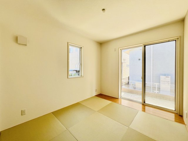 高崎市上佐野町の和室|リビング隣りの和室は急な来客にも対応出来ます◎