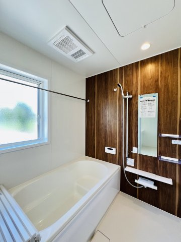 高崎市上佐野町の浴室|1坪タイプのユニットバス♪