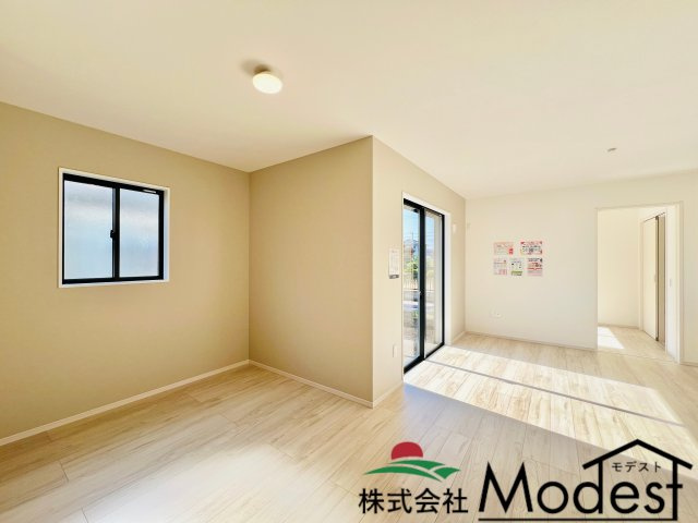 高崎市下小鳥町の居間・リビング|18.2帖のLDK◎