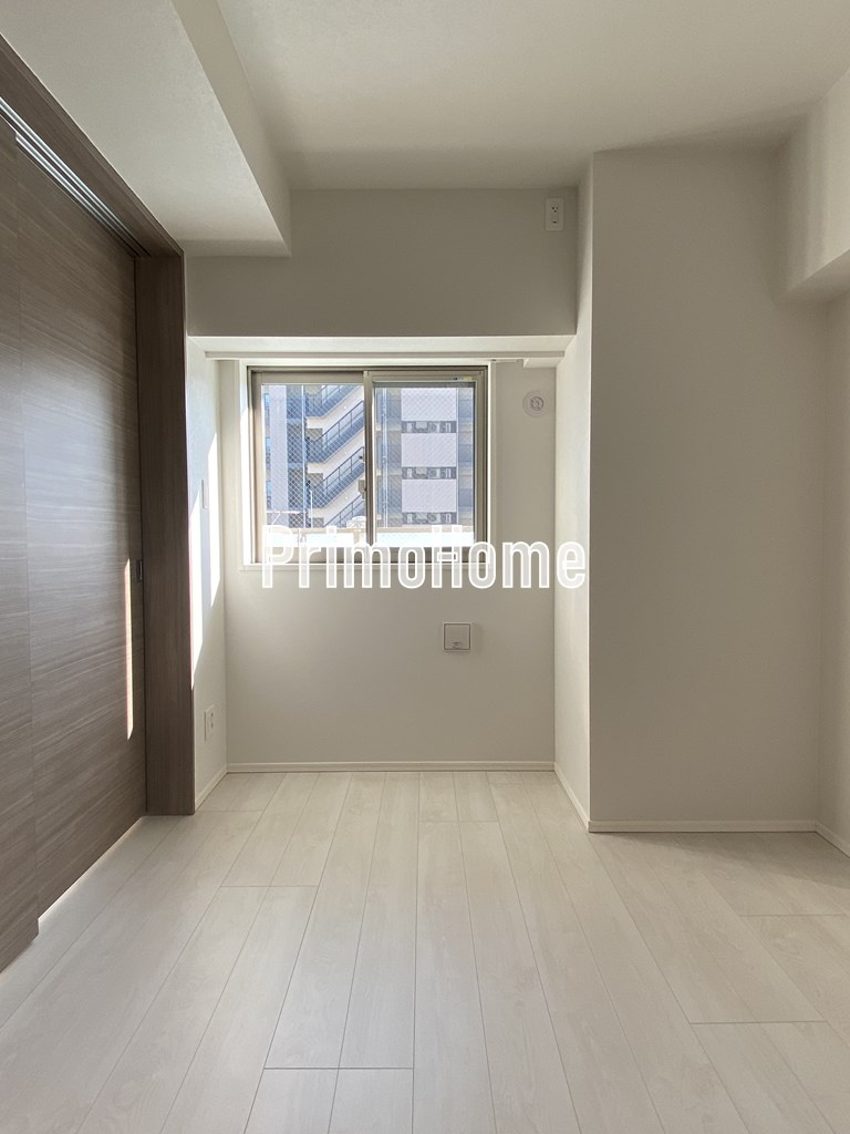 ヴァースクレイシア秋葉原EASTの洋室