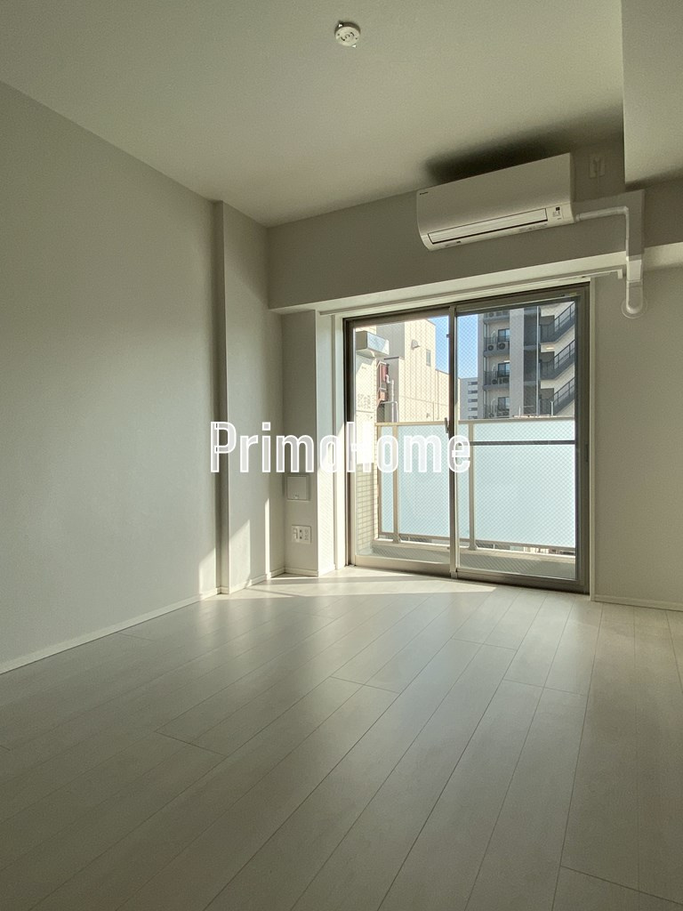 ヴァースクレイシア秋葉原EASTの居間・リビング