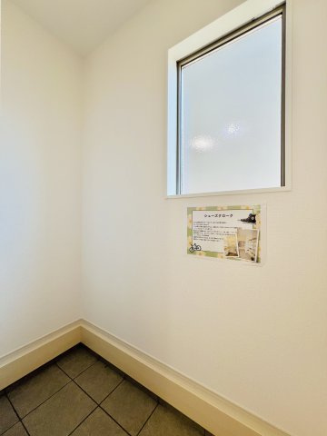 高崎市下豊岡町の収納|履物以外も収納可能なSIC◎