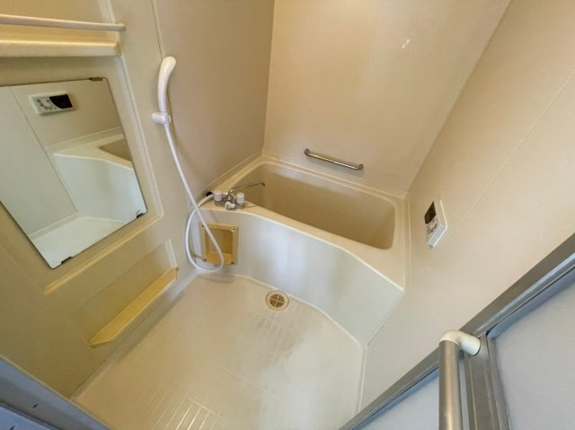 高倉山ハイツの浴室