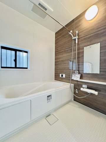 高崎市双葉町の浴室|高級感溢れるユニットバスで１日の疲れも癒されます♪