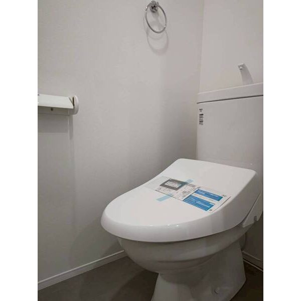 太宰府市宰府５丁目のアパートのトイレ