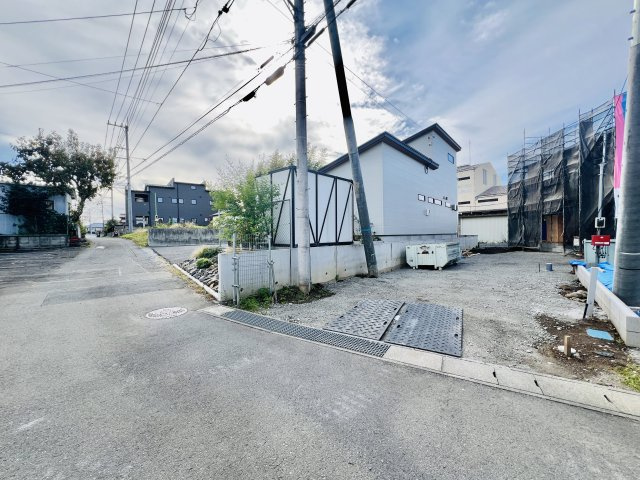 高崎市大八木町の前面道路含む現地写真|暮らしやすい住環境♪
