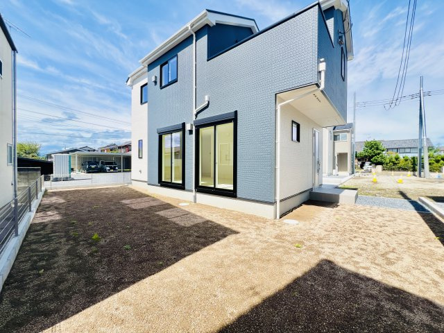 高崎市新保田中町の庭|家庭菜園やBBQなども楽しめるお庭スペース♪