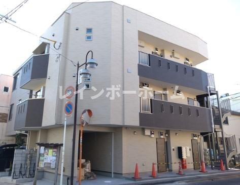 市川市鬼越１丁目のアパートの外観