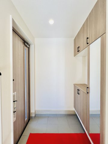 高崎市江木町の玄関|履物の着脱もスムーズにできる玄関♪