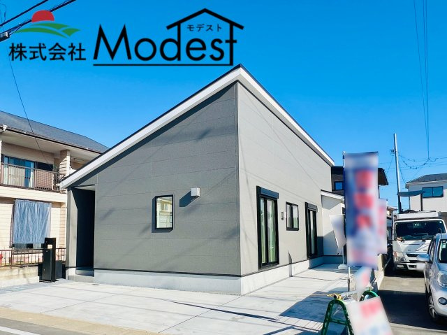 高崎市江木町の外観|年中無休で平日の仕事終わり夜２０時まで受付可能です。
事前のご予約がオススメです。お気軽にお問い合わせください。