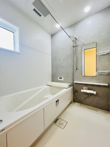 高崎市江木町の浴室|高級感溢れるユニットバスで１日の疲れも癒されます♪