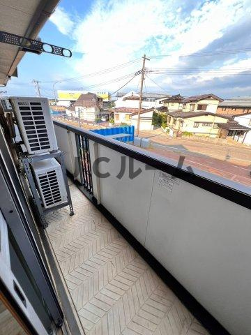 フィルコート新町参番館のバルコニー