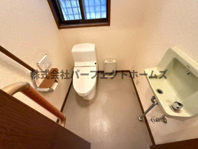 津田東町3丁目戸建　賃貸のトイレ|トイレです