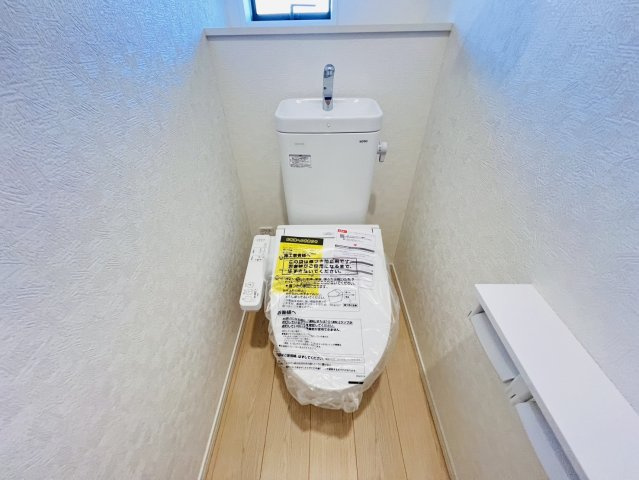 碧南市大浜上町四丁目52番の一部『仲介手数料無料』新築戸建てのトイレ