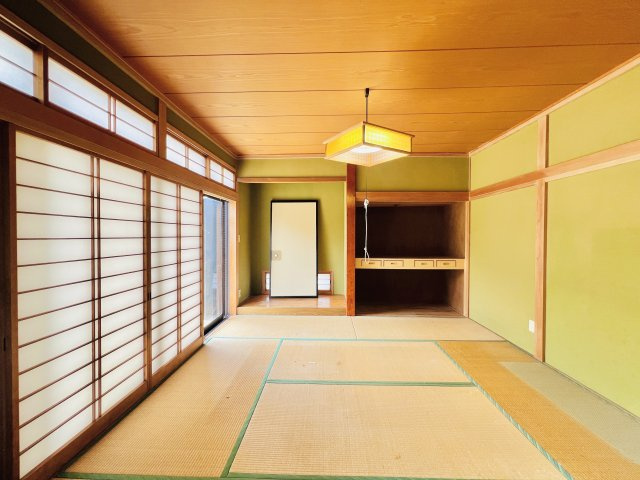 高崎市高浜町の和室|様々な用途に利用できる8帖の和室♪