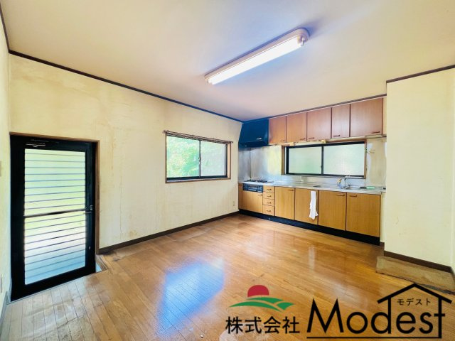 高崎市高浜町の居間・リビング|9.8帖LDK♪