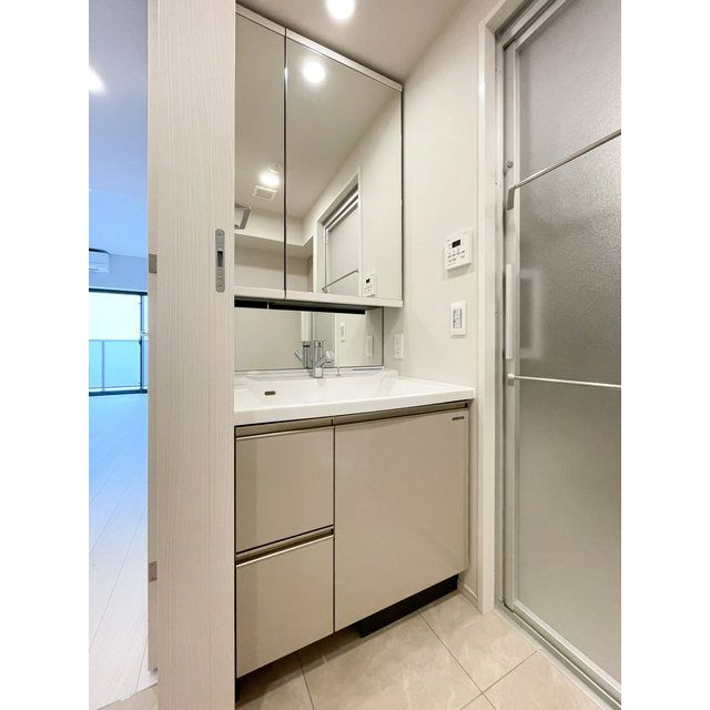 ルフォンプログレ本郷三丁目の独立洗面台