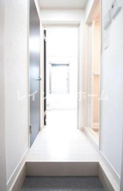 ブリリアント北千住の玄関