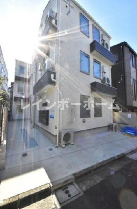 ブリリアント北千住の外観